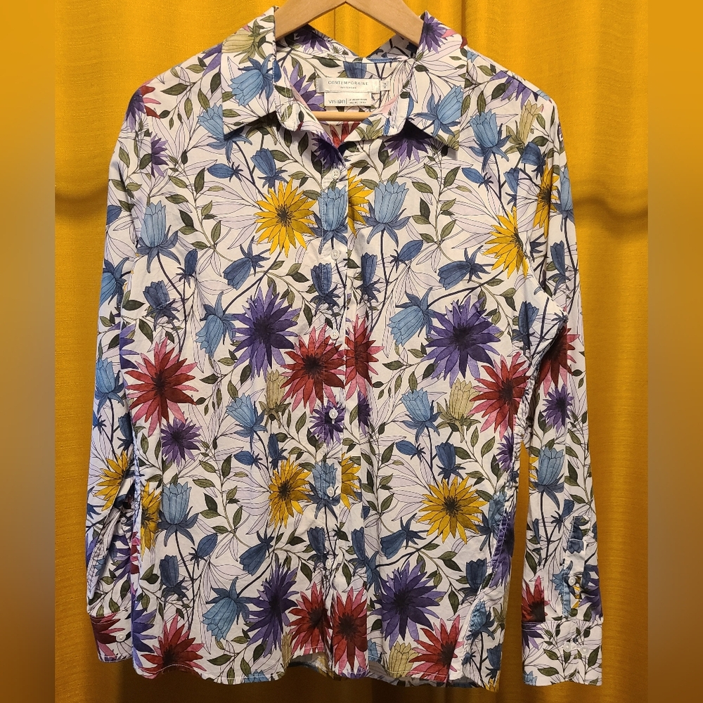 NWOT Contemporaine Collared Shirt - Size M